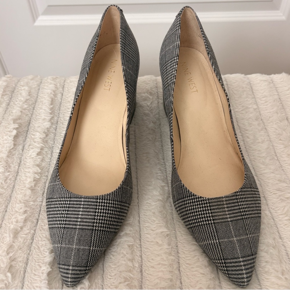 Nine West Black and Gray Checkered Pumps